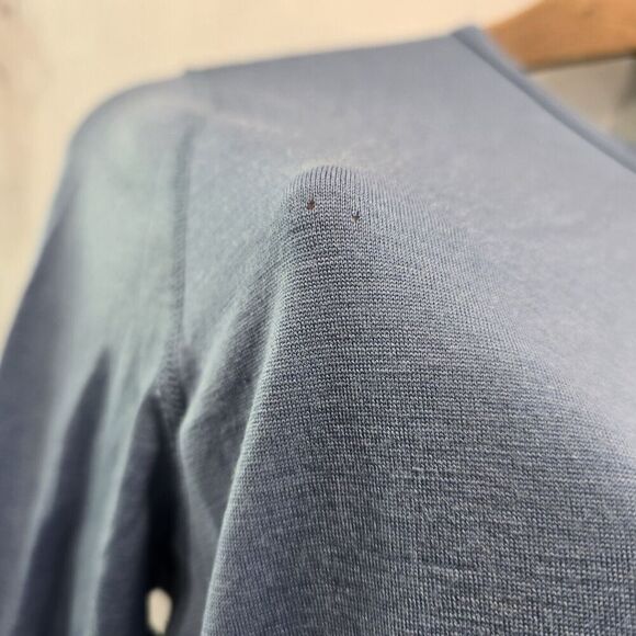 Smartwool Top Womens Large Light Blue Merino Wool Baselayer Shirt V Neck Crop - Picture 11 of 14